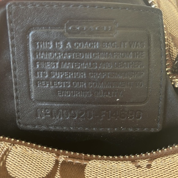 Stunning Coach Signature Beige and Brown Canvas and Leather Hobo Boat Bag - Picture 12 of 14